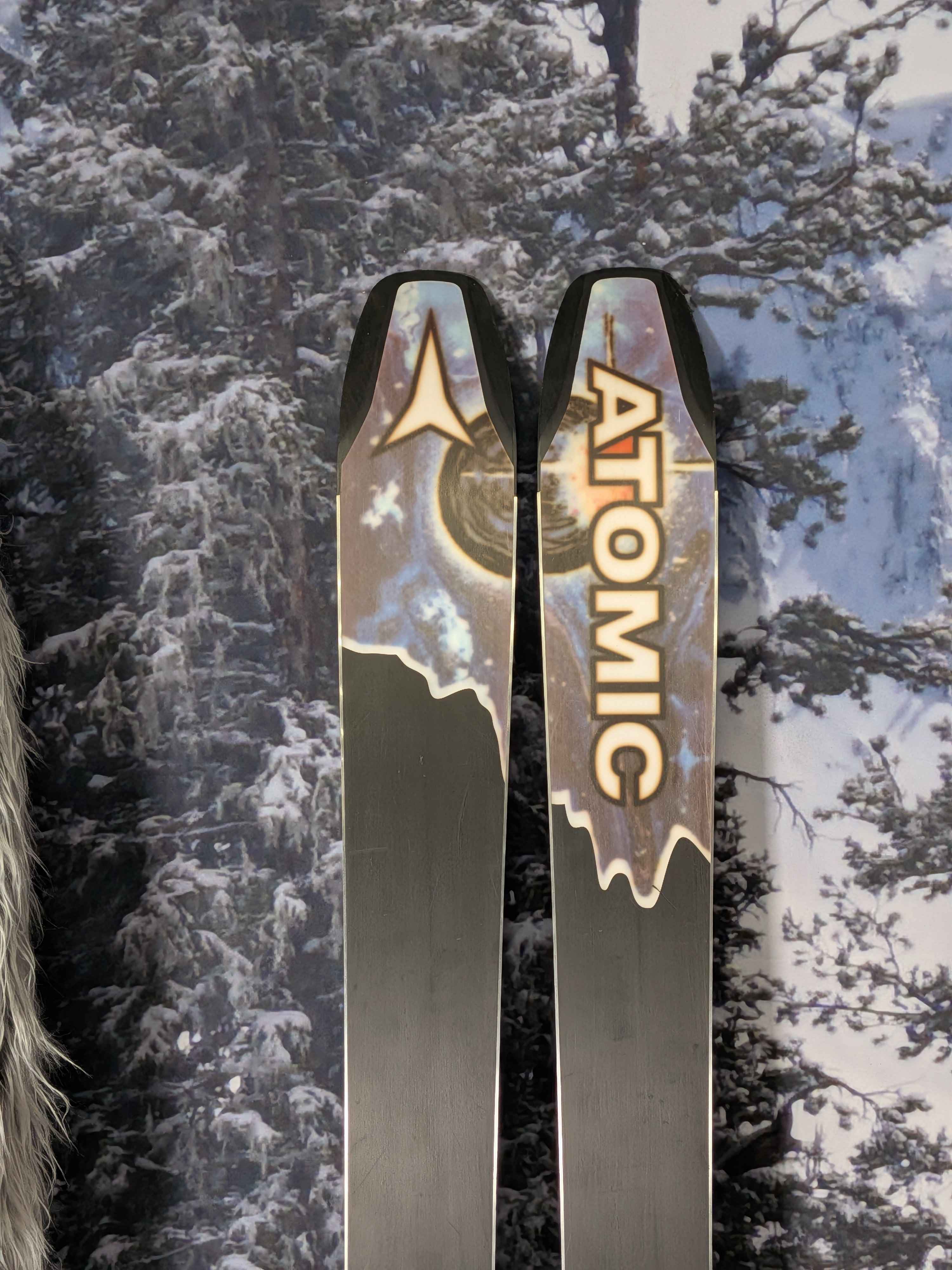 Used Atomic Bent Chetler 100 164 cm Skis w/ Atomic Strive 11 Demo Bindings