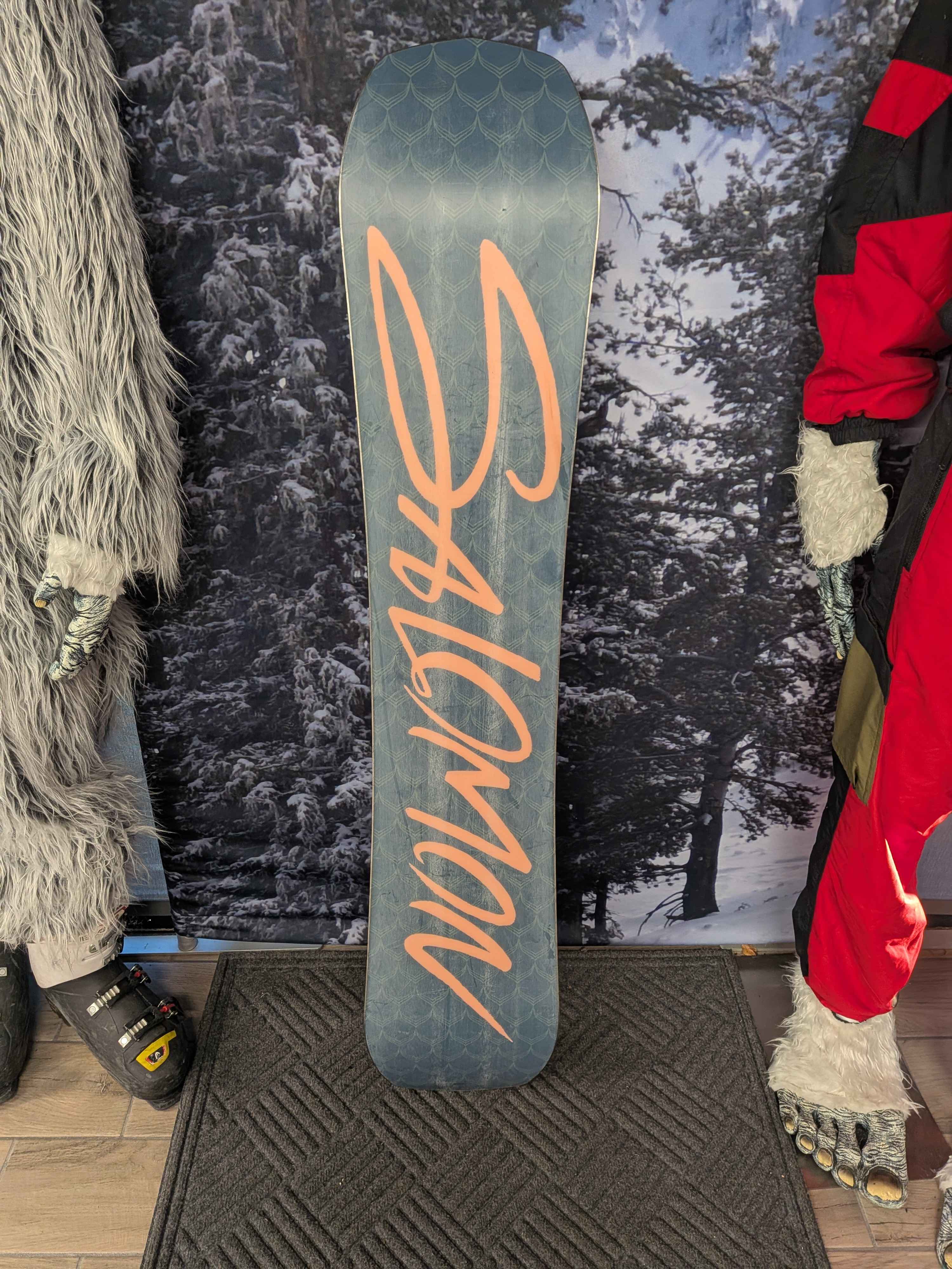 Salomon Rumblefish 144cm Snowboard - Used