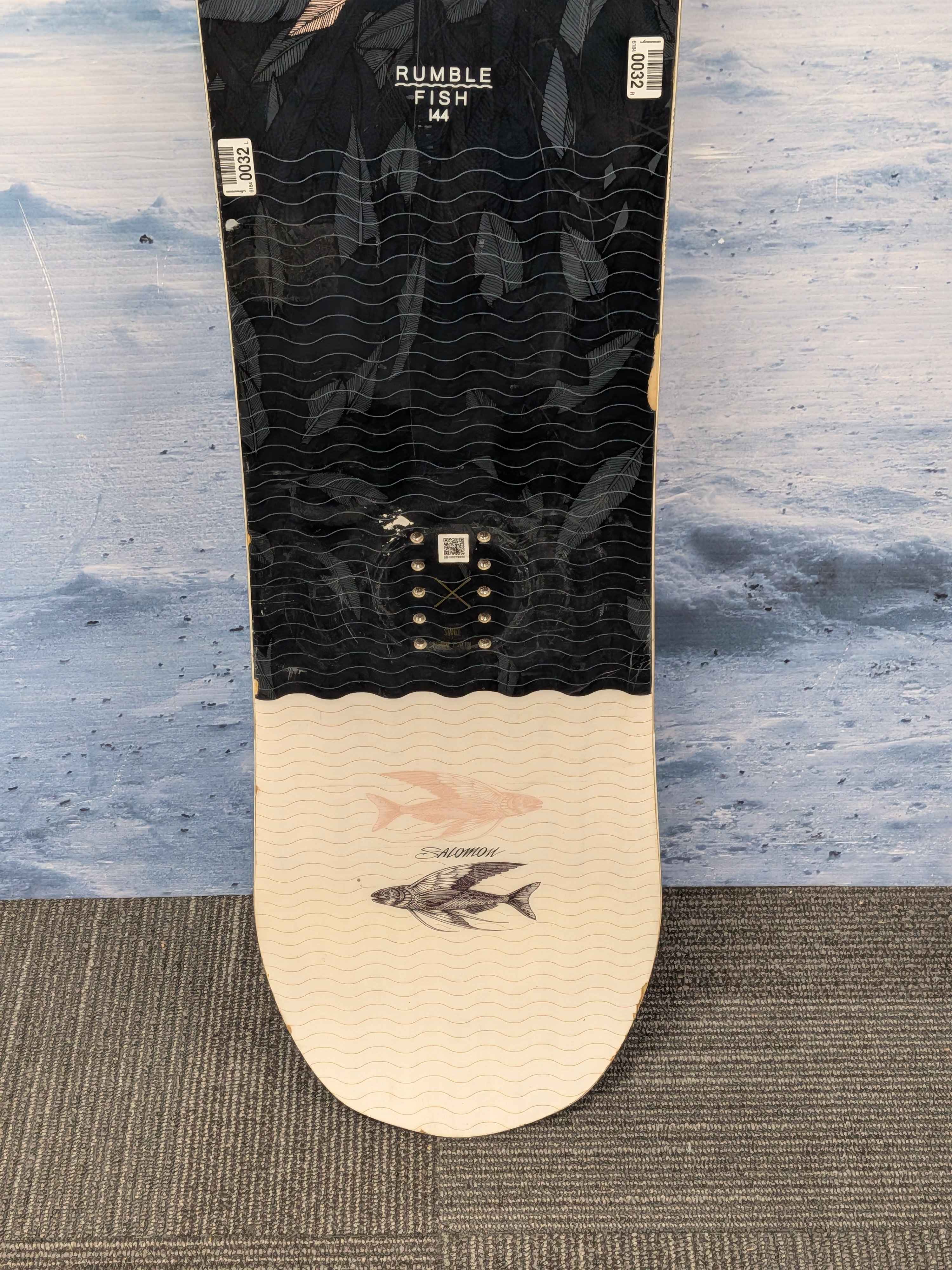 Salomon Rumblefish 144cm Snowboard - Heavily Used