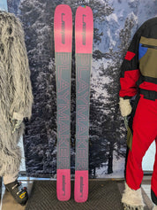 Used Elan Playmaker 111 Skis - 172cm w/ Tyrolia Attack LYT 13 Demo Bindings