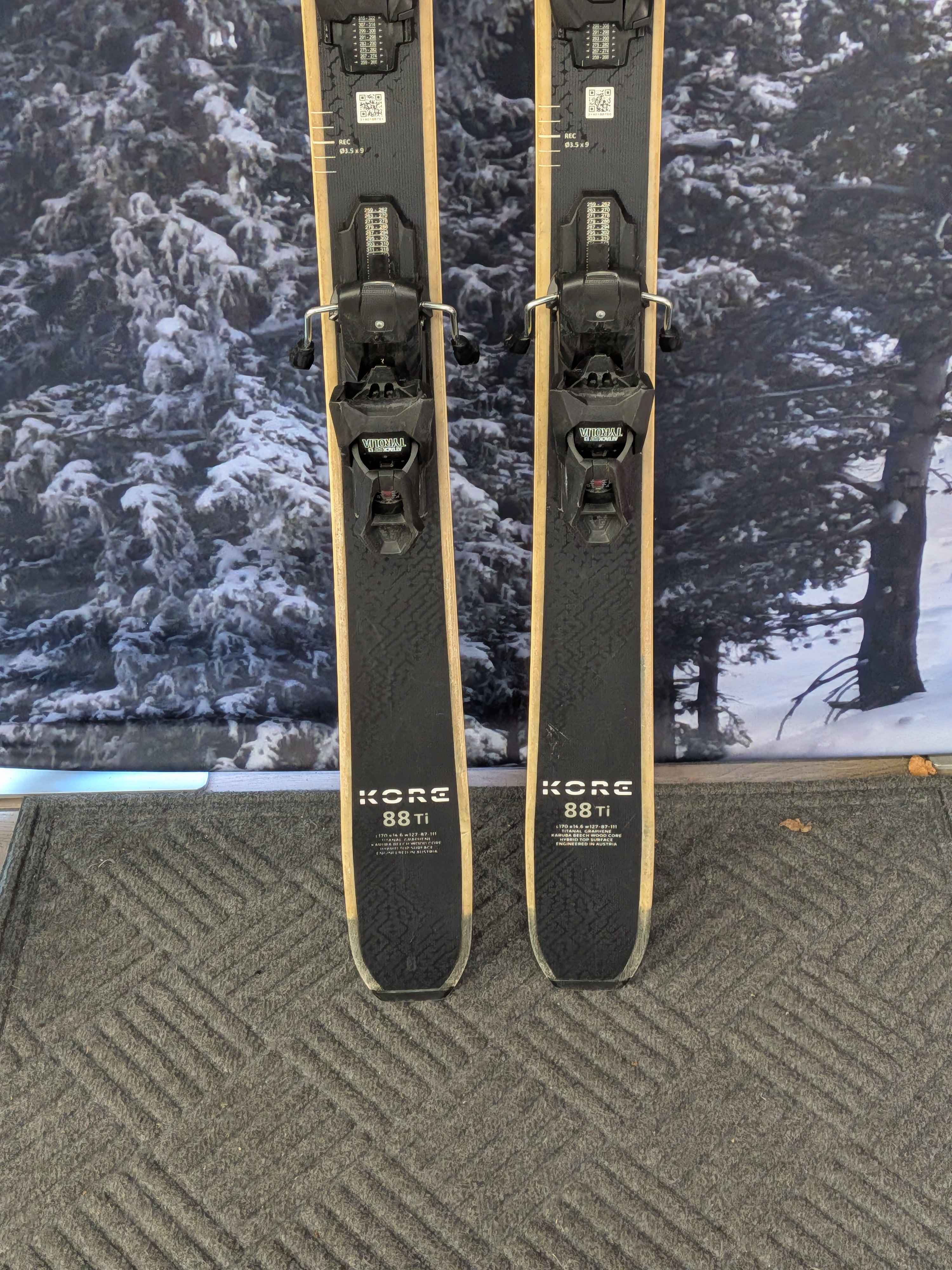 Head Kore 88Ti 170cm Skis w/ Tyrolia Attack 13 LYT Demo Binding - Used (2025)