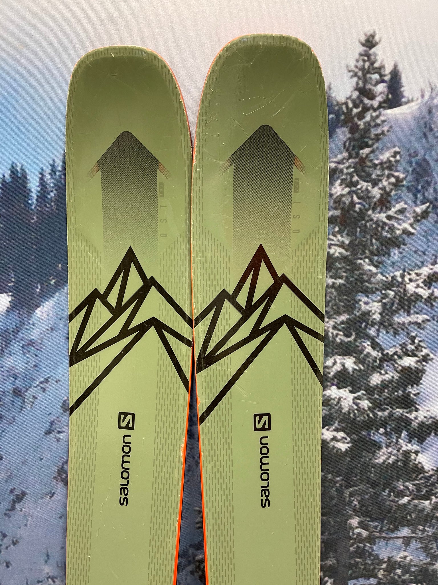 USED Salomon QST 106 167cm w/ Tyrolia Attack 13 Bindings - 20/21 All-Mountain Ski