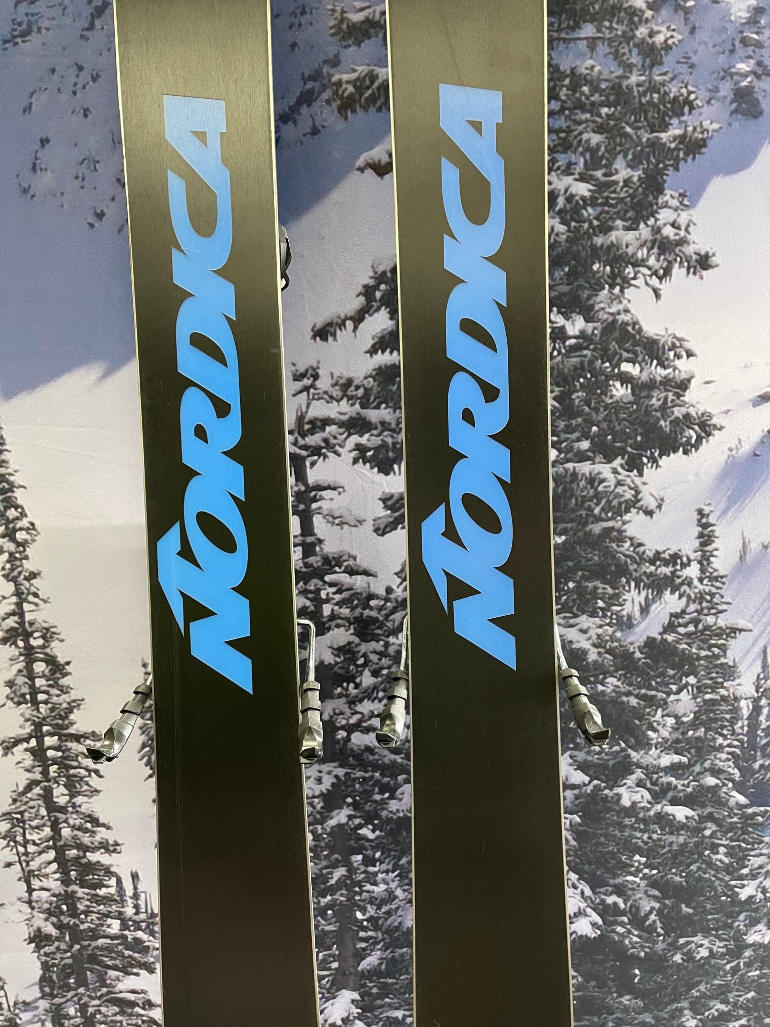 Used Nordica Enforcer 110 Free - 177cm Ski w/ Tyrolia Attack 13 Binding - 2021
