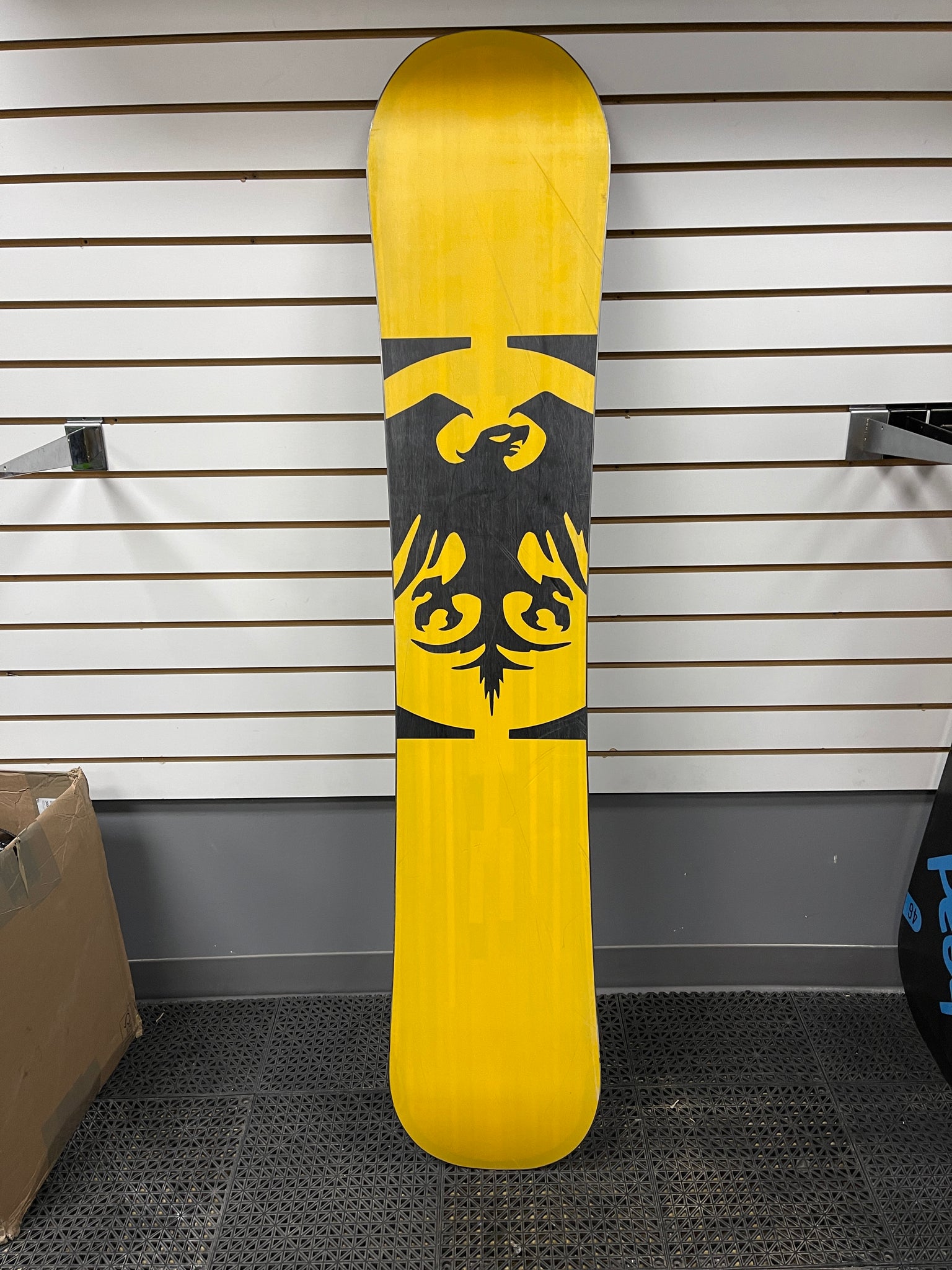 USED Never Summer Snow Trooper 154cm - 2019 All-Mountain Snowboard