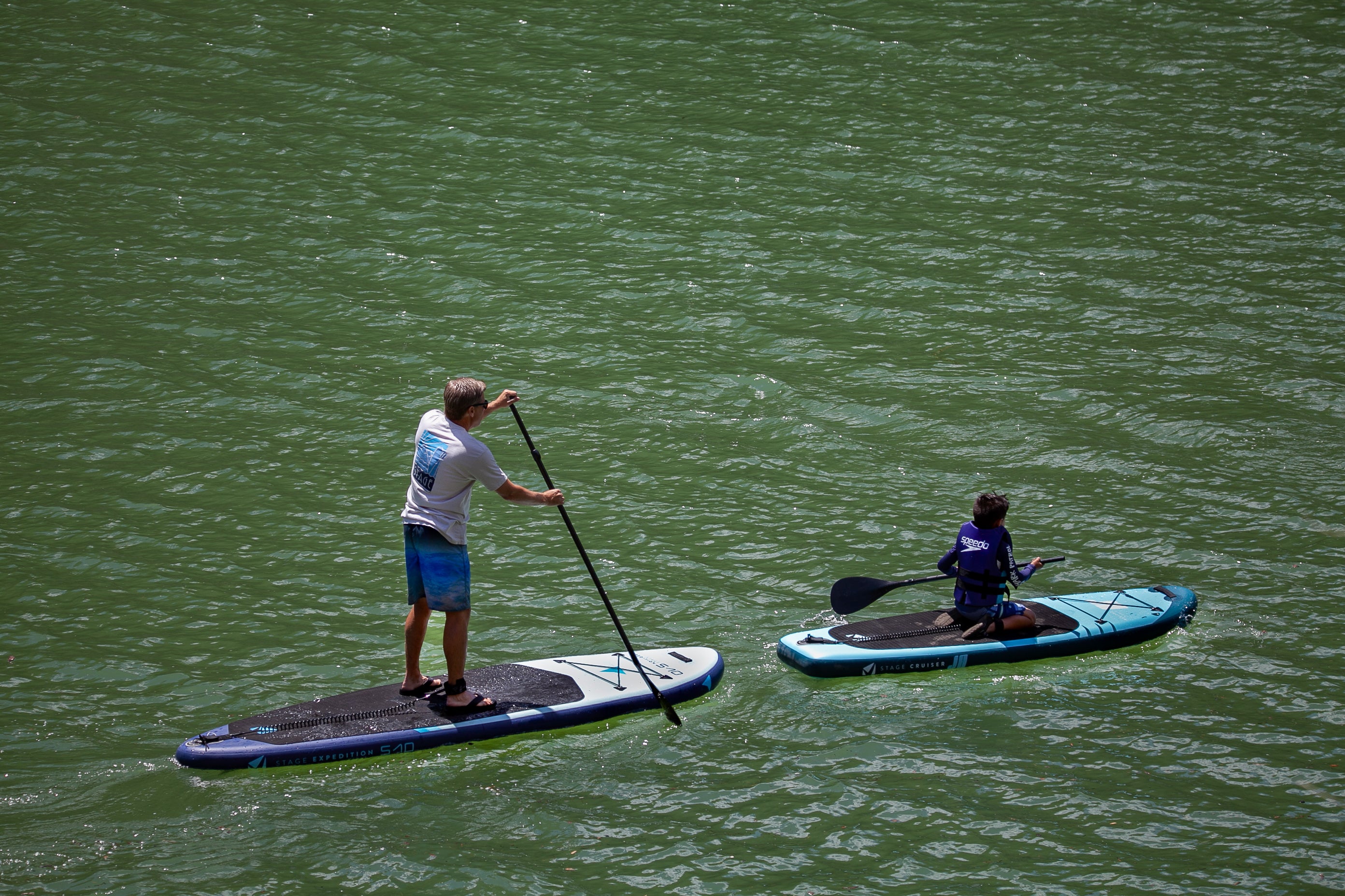The J8 Junior Cruiser is the perfect SUP board the little adventurers! The smaller dimensions offer a more manageable and lightweight design to make sure your little ones are safe and having fun on the water. The J8 Cruiser is made with super durable and long lasting military grade 2-ply PVC, as well as drop stitch technology which makes an inflatable just as rigid and stable as a hard board.